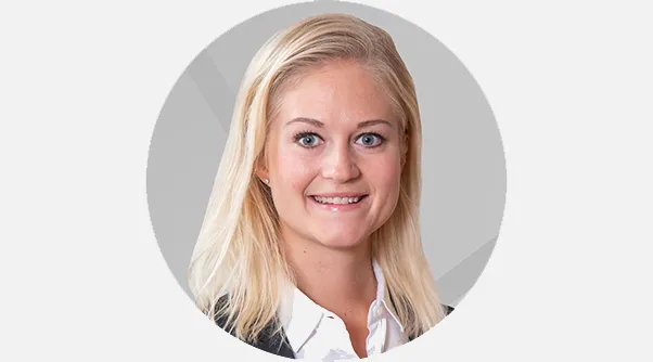 Porträtt av Josefin Olofsson som är redovisningsekonom på Aspia